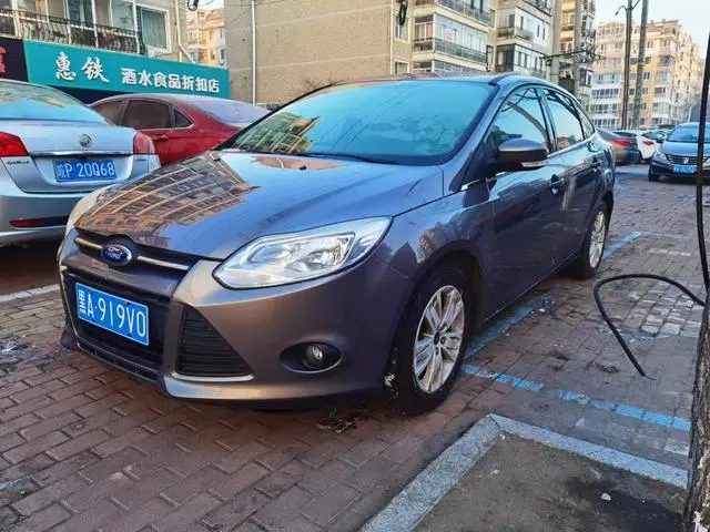 Focus 2012 sedan 1.6L automatic comfort