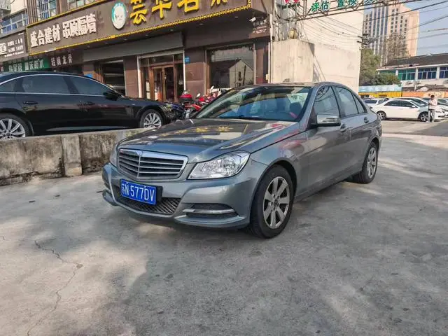 Mercedes-Benz C-Class 2013 C 180 CGI Classic
