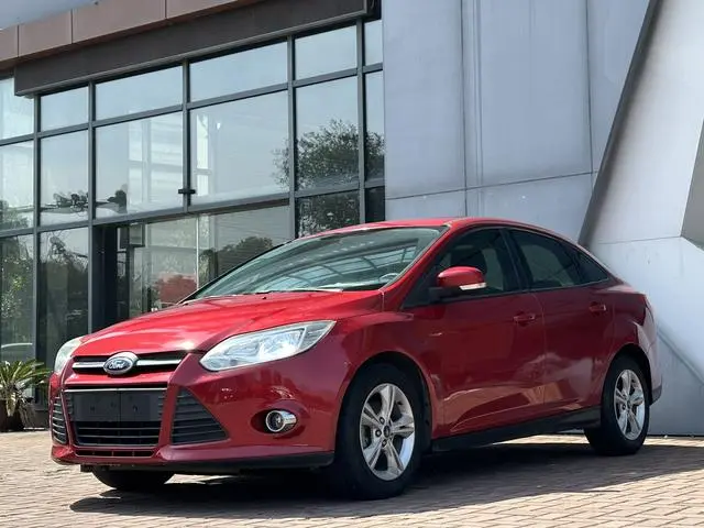 Focus 2012 Sedan 1.6L Automatic Style