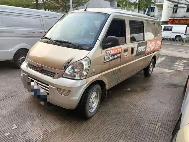 Wuling Rongguang 2019 1.5L extended van transport truck basic model 5 seats