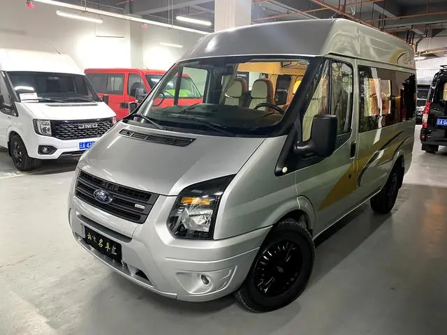 New generation Transit 2016 model 2.2T short shaft 6-seater mid-top multi-purpose vehicle