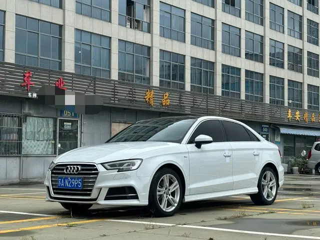 Audi A3 2020 Limousine 35 TFSI Fashion Type National VI