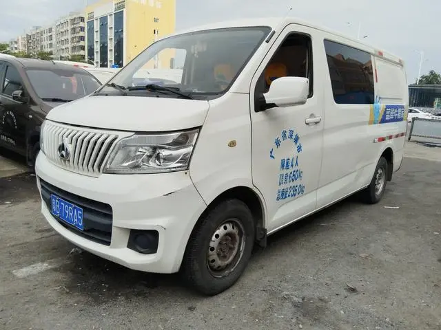 Ruixing M80 2019 model 1.5L comfortable 4-seater single steam air conditioner national VI high roof double door DAM15KR