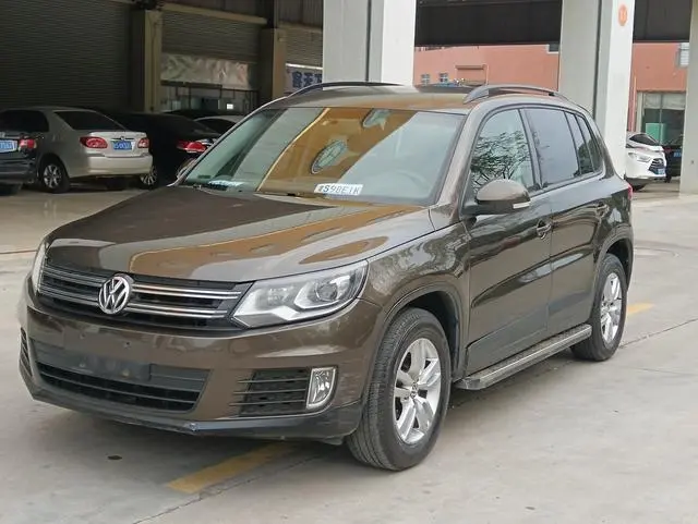 Tiguan 2013 1.8TSI automatic two-wheel drive fashion version