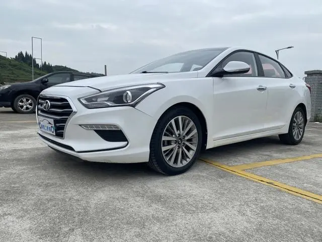 Mingtu 2017 1.8L automatic intelligent GLS National V