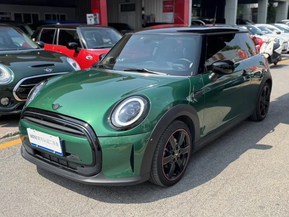 MINI 2023 1.5T COOPER Artist