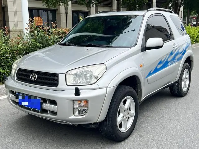 Toyota RAV4 (imported) 2000 model 2.0 automatic three-door version