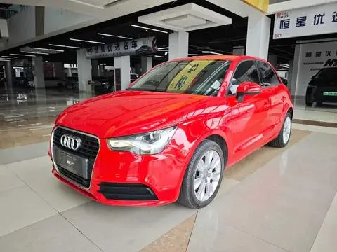 Audi A1 2014 30 TFSI Sportback Fashionable