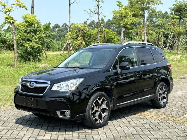 FORESTER 2015 2.0i special commemorative edition