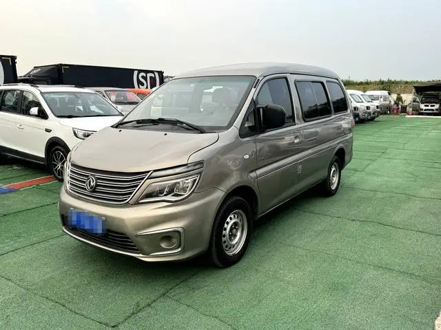 Lingzhi 2019 M5 1.6L 7-seater basic model Guo VI