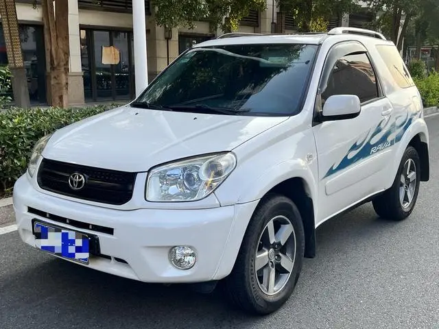 Toyota RAV4 (imported) 2004 model 2.0 three-door