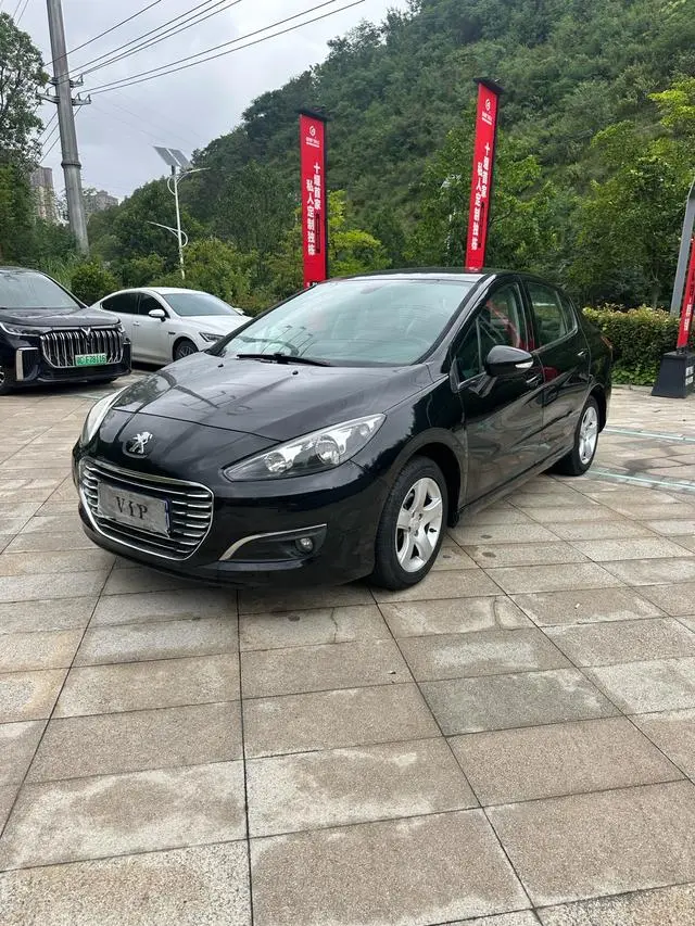 Peugeot 308 2014 Lexiang Edition Classic 1.6L Automatic Style