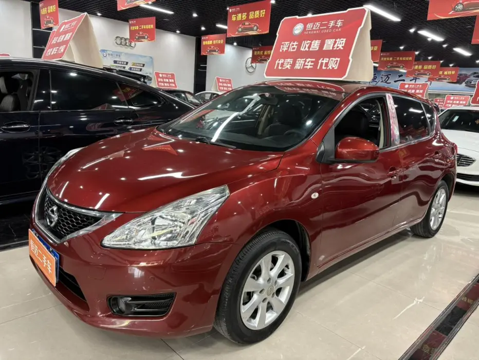 Tiida 2014 1.6L CVT intelligent