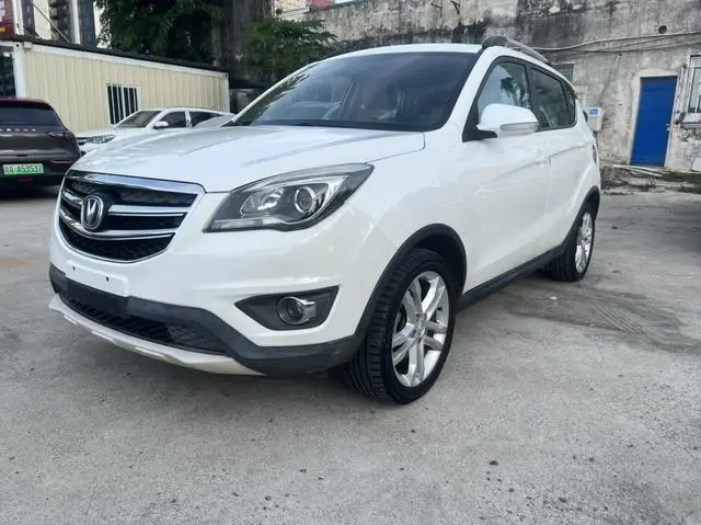 Changan CS35 2017 1.6L automatic luxury model
