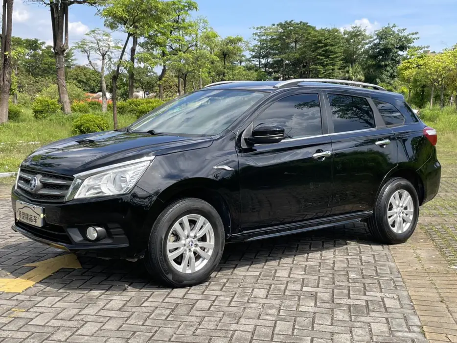 Venucia T70 2015 2.0L CVT Ruixiang Edition