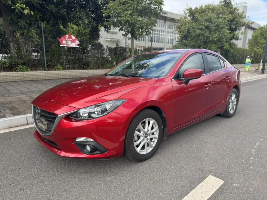 Mazda3 Angkesela 2016 sedan 1.5L automatic luxury model