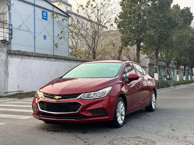 Cruze 2018 320 Automatic Pioneer Sunroof Edition