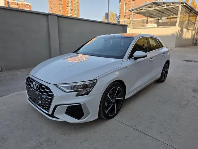 Audi A3 2022 Sportback 35 TFSI stylish and sporty