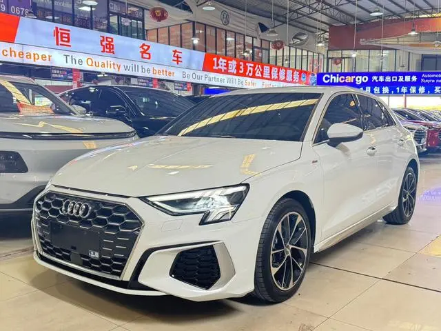 Audi A3 2021 Sportback 35 TFSI aggressive sports model