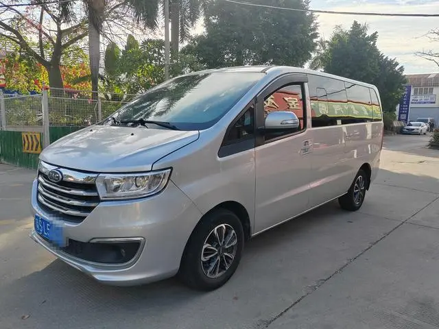 Refine M3 2019 1.8L 7-seater Elite Edition