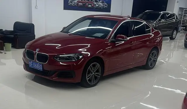 BMW 1 Series 2020 120i Fashion