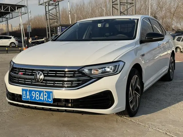 Sagitar 2023 300TSI DSG Super Edition