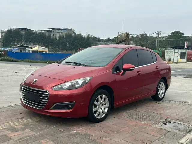 Peugeot 308 2013 1.6L automatic premium model