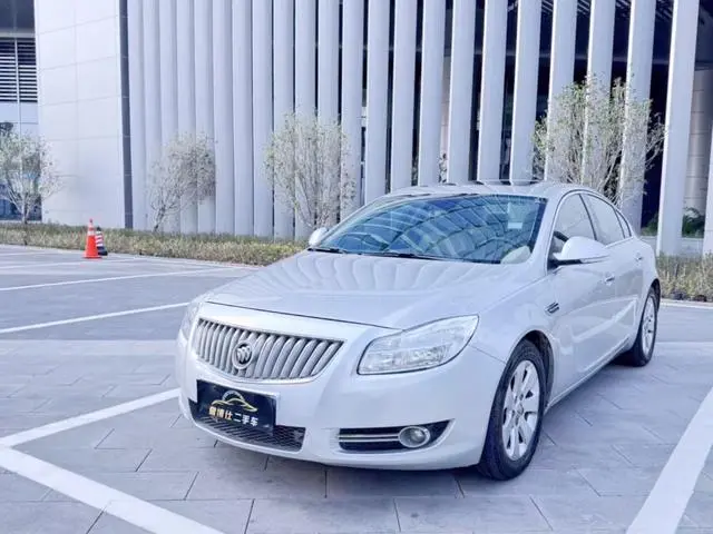 Regal 2010 2.0L Expo Edition