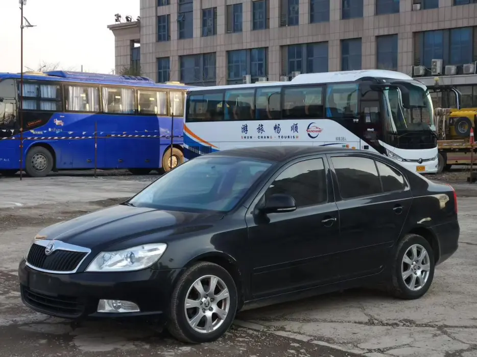 Octavia 2014 2.0L automatic Yijie version