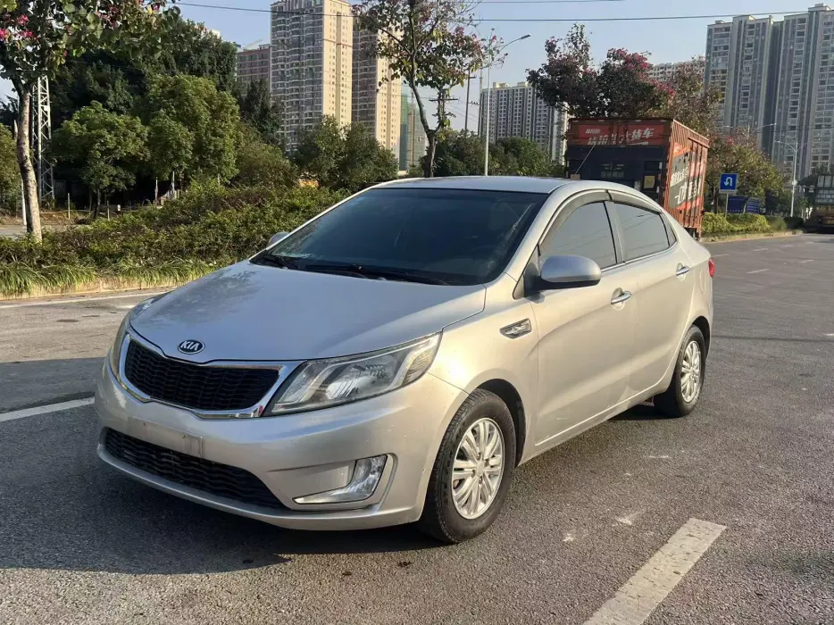 Kia K2 2012 Sedan 1.4L AT GLS Commemorative Edition
