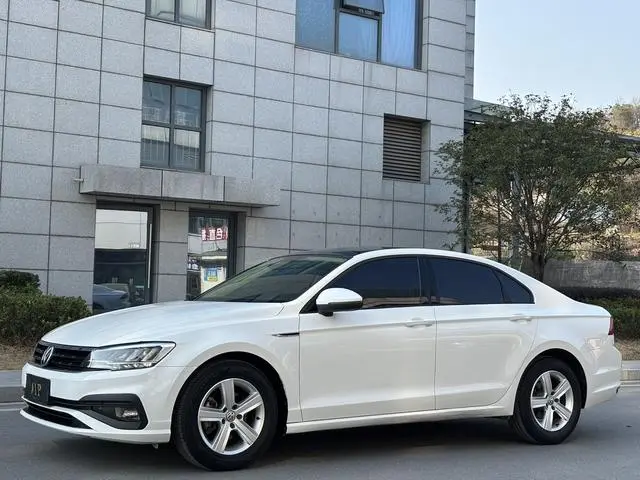 Lingdu 2019 230TSI DSG Vision Edition National VI