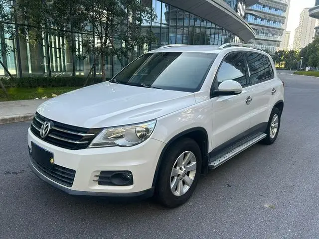 Tiguan 2012 1.8TSI automatic two-wheel drive fashion version