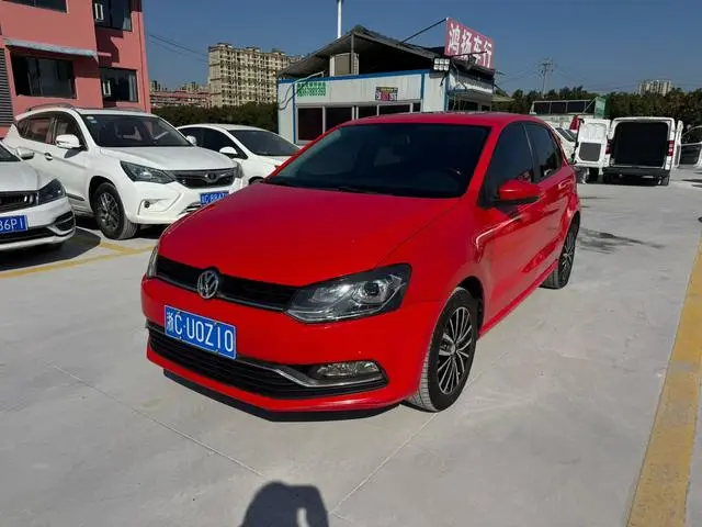 Polo 2016 1.6L automatic comfort model