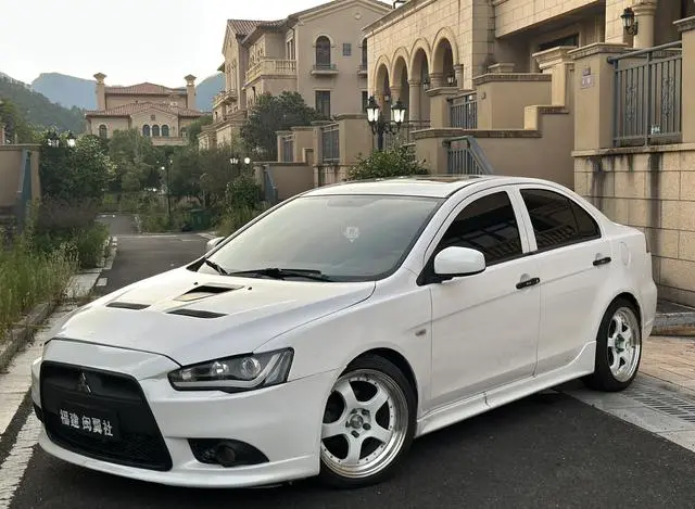 Yishen 2013 Fashion Edition 1.8L Manual Comfort Type