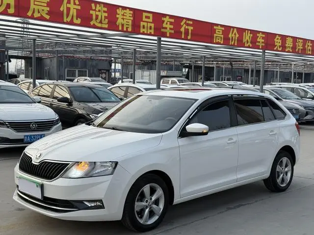 Xindong 2019 facelift 1.5L automatic standard version National VI