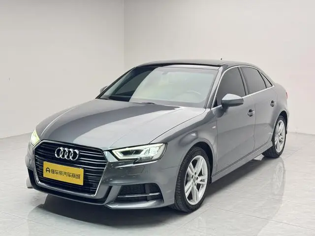 Audi A3 2019 Limousine 35 TFSI Fashion Type National VI