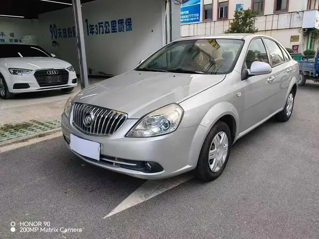 Excelle 2013 1.5L automatic classic