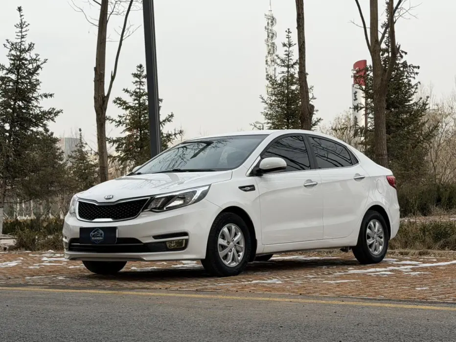 Kia K2 2015 Sedan 1.4L MT GLS