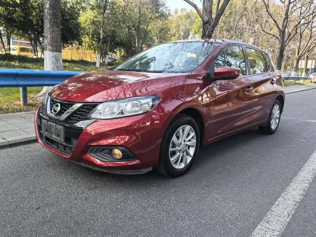 Tiida 2016 1.6L CVT cool version
