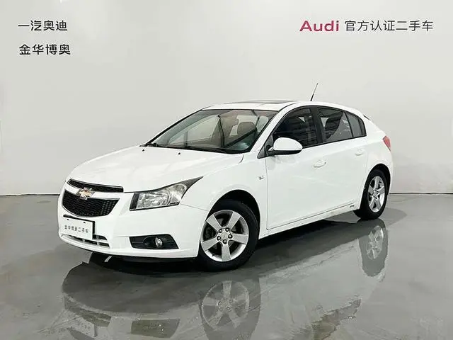 Cruze 2013 hatchback 1.6L automatic luxury model