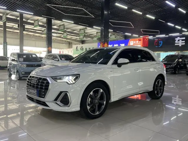 Audi Q3 2020 35 TFSI Fashionable and Dynamic