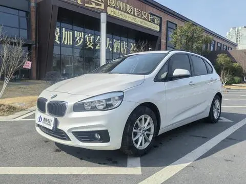 BMW 2 Series Station Wagon 2016 218i Fashion Model