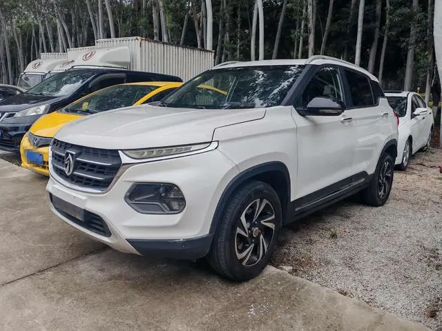 Baojun 510 2017 1.5L manual luxury model