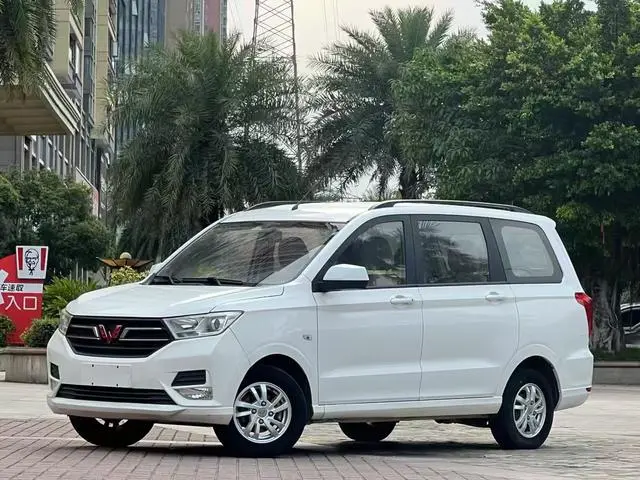 Wuling Hongguang 2021 facelift 1.5L S manual comfort type electric power assist