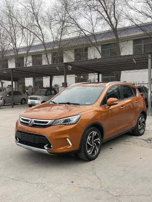 Dongfeng Fengshen AX5 2017 1.4T manual fun model