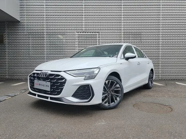 Audi A3 2026 A3L Limousine 35 TFSI Flying Spur