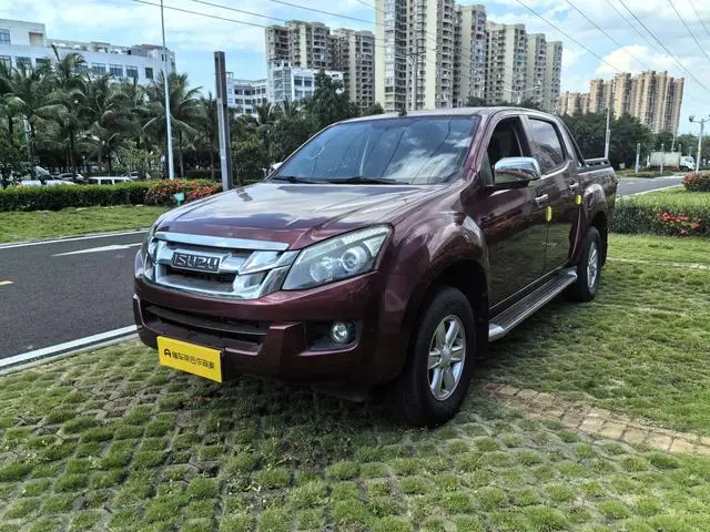 D-MAX 2015 2.5T two-wheel drive automatic high-pass elite 4JK1