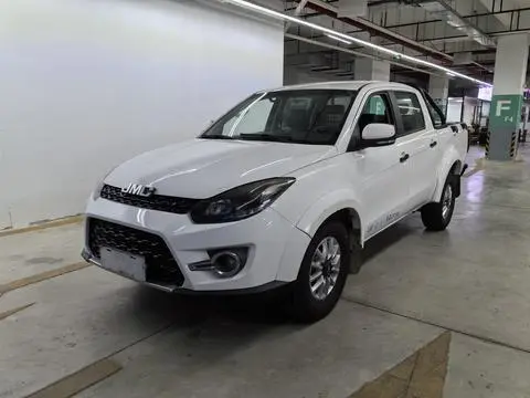 Yuhu 3 2018 2.5T diesel four-wheel drive luxury version standard wheelbase