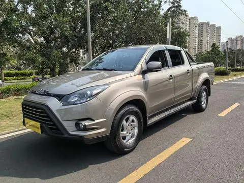 Yuhu 5 2019 2.0T diesel manual four-wheel drive enterprising National VI long axis
