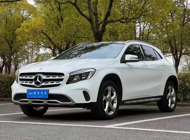 Mercedes-BenzGLA 2018 GLA 200 Dynamic